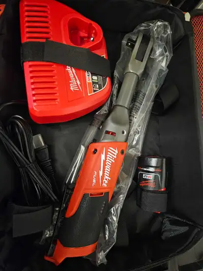 Brand new Milwaukee M12 Fuel 3/8 Extended ratchet + Free Battery, View more