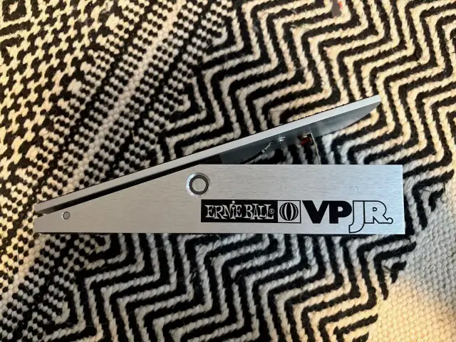 Ernie Ball Volume Pedal Jr in Amps & Pedals in Ottawa - Image 2