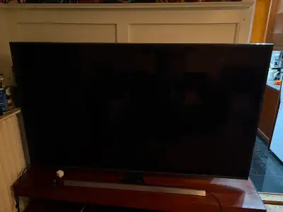 Samsung 75-in 4K UHD TV , View more