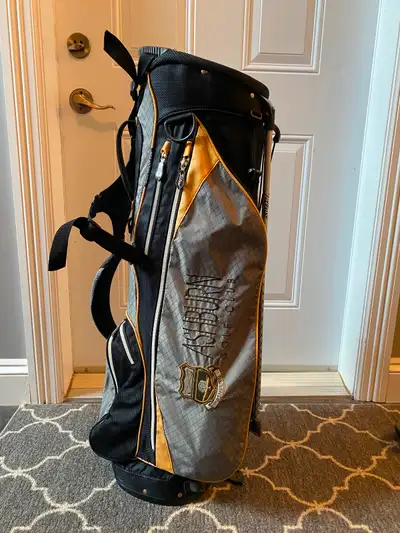 Titleist carry/stand bag (Ashburn logo), View more