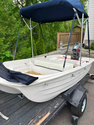 Engine runs well, great for fishing. comes with its own trailer.