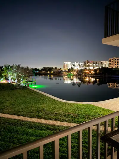 Large Waterfront Studio, St. Petersburg, FL, View more