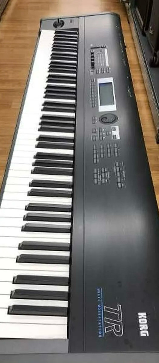  Korg TR88 workstation in Pianos & Keyboards in Markham / York Region