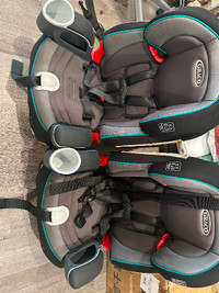 CHILD CAR SEAT FOR TWO