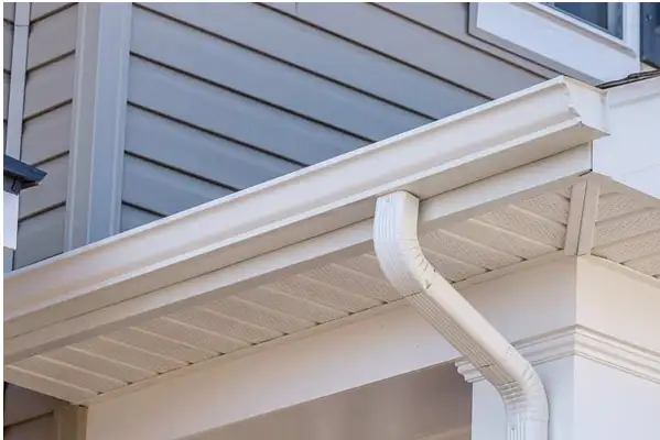 Eavestrough-Downspout-Soffit-Fascia-Leafguard-Install/Repair in Lawn, Tree Maintenance & Eavestrough in Mississauga / Peel Region - Image 2