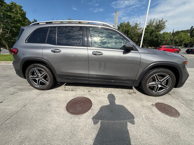 2023 Mercedes-Benz GLB 250 4MATIC — photo 2