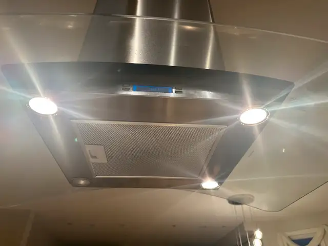 Elica over island range hood63417655376641122