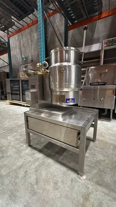 Vulcan K6ETT Manual Tilting 6-Gallon Electric Steam Kettle, View more