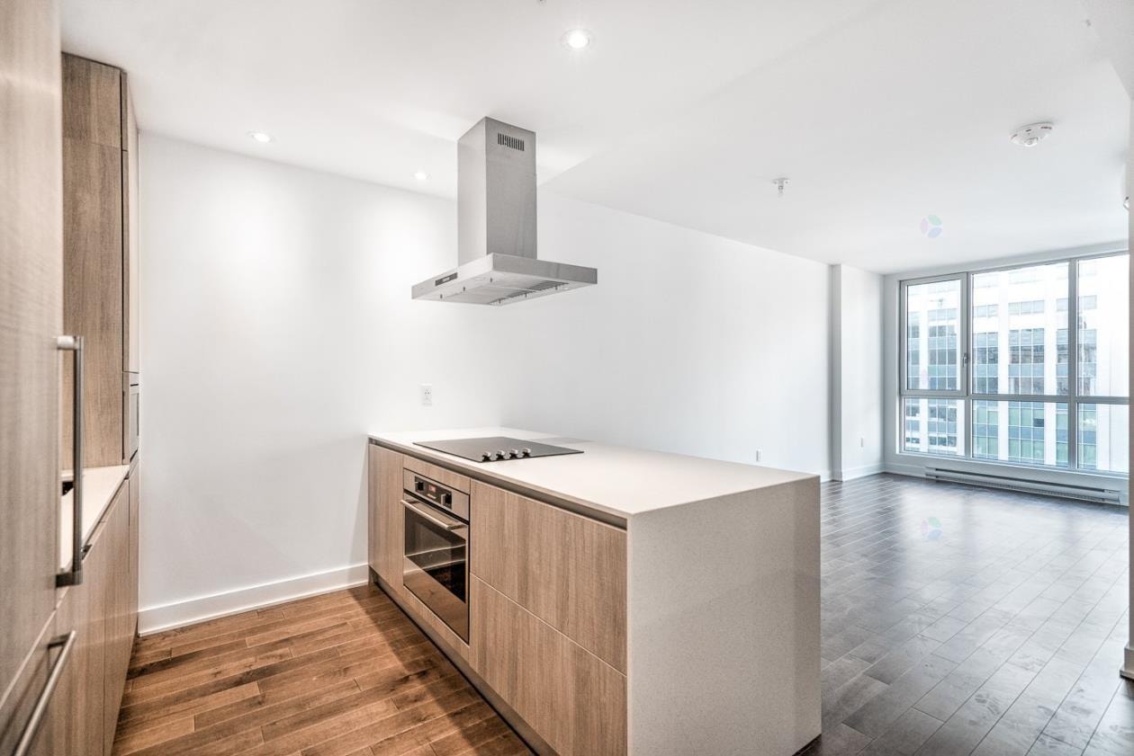 Beautiful 1-Bedroom Condo | Le Drummond Phase 2 | Downtown MTL — photo 3