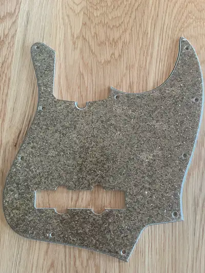 Fender Jazz Bass Gold Sparkle Pickguard, View more