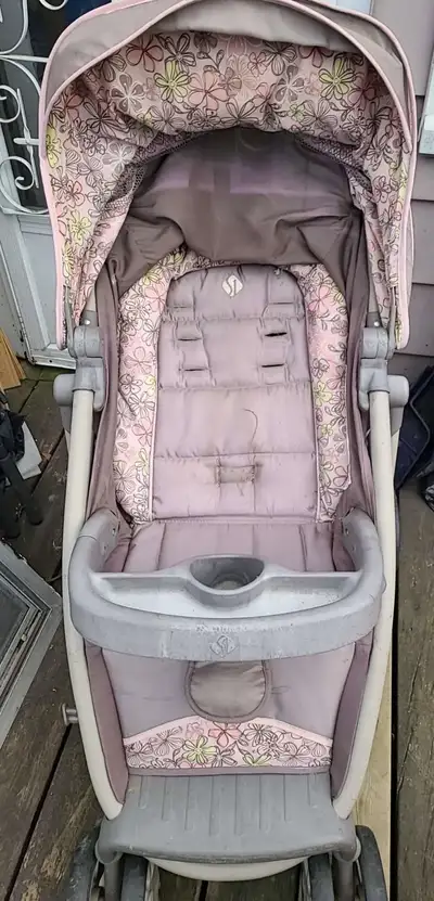Lightly used Summer Infant stroller, View more