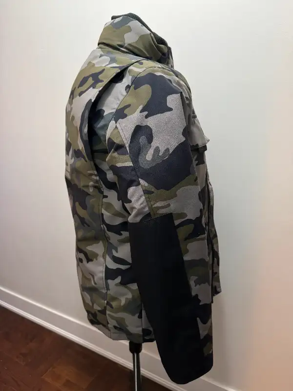 Canada Goose Men's Forester Jacket Print Camouflage XS in Men's in City of Toronto - Image 3