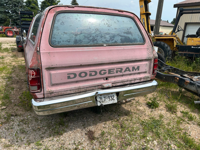 1990 ramcharger needs restoration  in Cars & Trucks in Owen Sound - Image 3