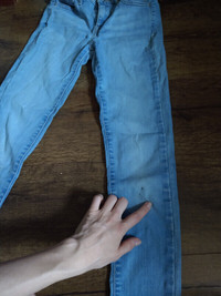 Woman's Levi's jeans