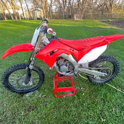 2003 CR 125 Good shape, super fun bike. Lots of after market parts - red phathead racing head - rent...