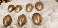 Gold Christmas ornaments set of 7
