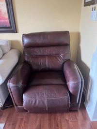 Power leather recliner 