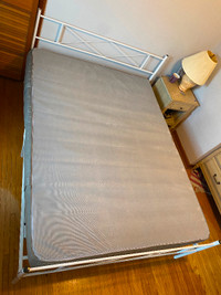 Bed mattress Queen size