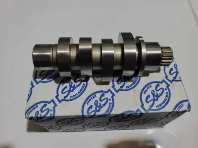 S&S 465 Chain drive cam for 2017-2023 M8 Harleys. Very low mileage on cam. See photos for info and c...