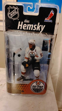 White Jersey Ales Hemsky Edmonton Oilers NHL Figure McFarlane 20
