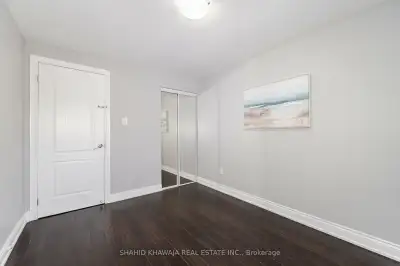 Room For Rent in Spacious House - Nice Neighborhood