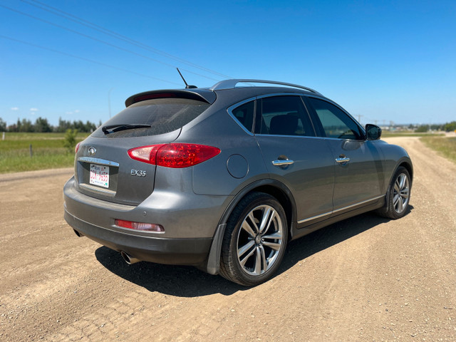 2011 Infiniti EX 35 - Super Low KM’s in Cars & Trucks in Strathcona County - Image 2