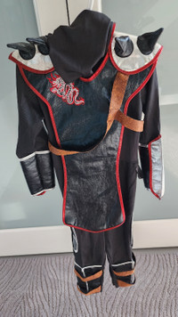 Children's ninja costume (size 5-6)