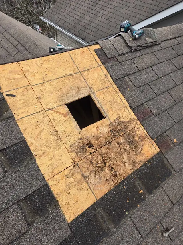 Affordable Roof repairs in Roofing in Ottawa - Image 3
