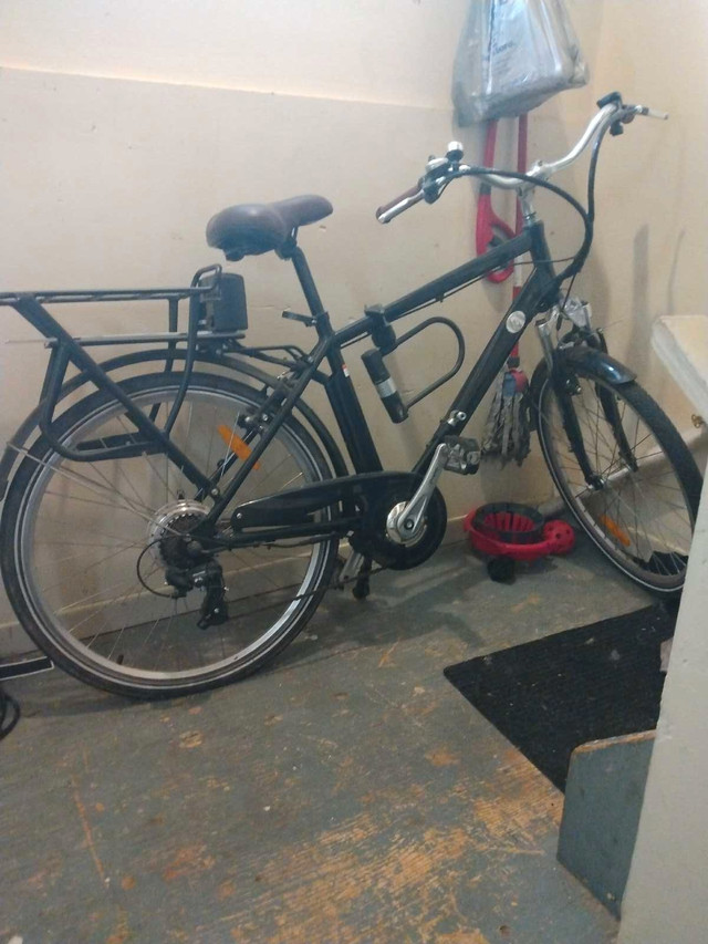 Ebike with pedal assist and throttle in eBike in St. Catharines