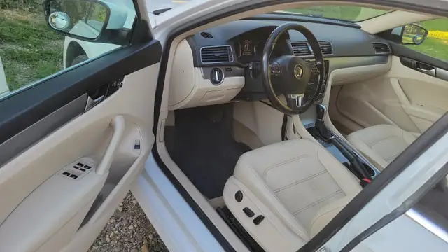 2015 VW Passat 1.8 TSI 2015 Volkswagen Passat COMFORTLINE PLUS in Cars & Trucks in Fort St. John - Image 5