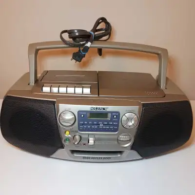 Sony CFD-V17 Boombox Radio Getto Blaster cd cassette , View more