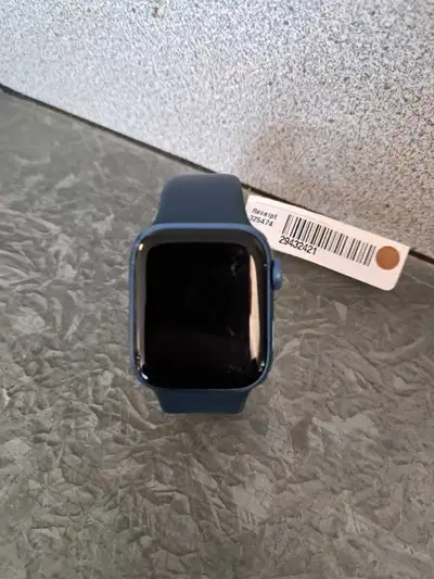 41mm Apple Watch GPS Series 7 ( 29432421), View more