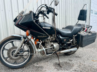Motorcycle 1982 Kawasaki 440.