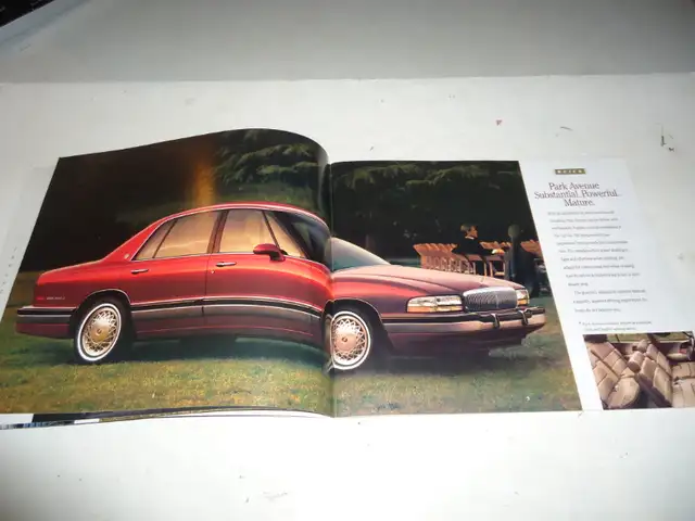 1993 BUICK DELUXE DEALER SALES BROCHURE. ALL MODELS in Arts & Collectibles in Barrie - Image 4