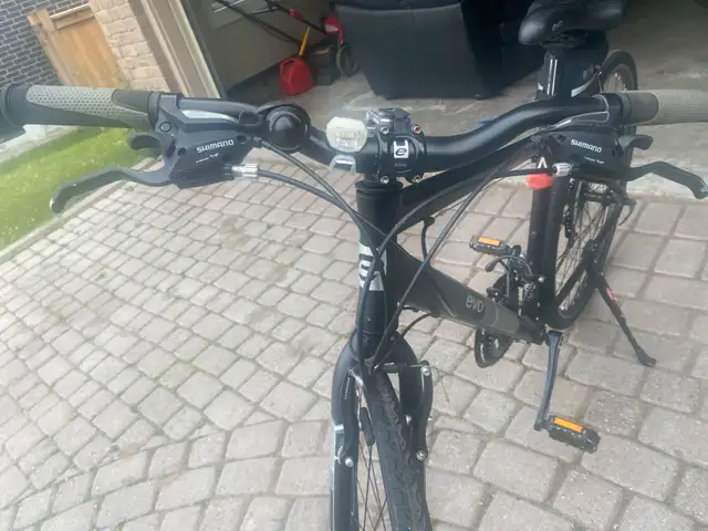 Evo Grand Rapid mountain bike - medium size 63234989238017122