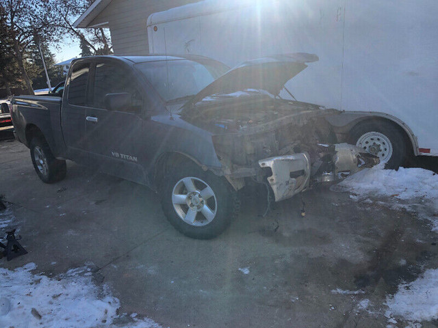 2006 Nissan Titan for parts in Engine & Engine Parts in Strathcona County