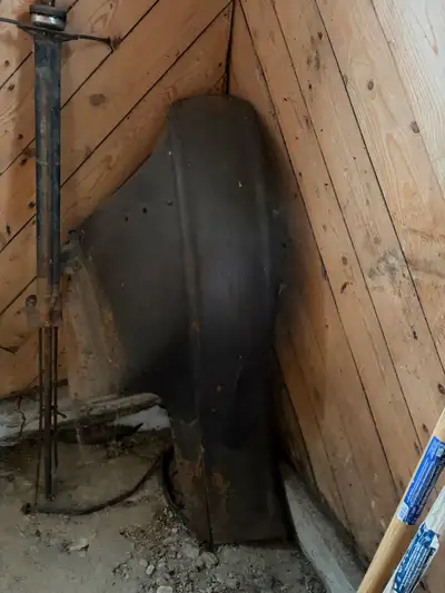 Probably the nicest set of 1927 ford model t front fenders available both have the smallest dings in...