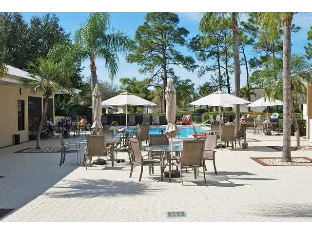 $ CANADIAN AT PAR DEAL $ Dec or Jan  2BD/2BA Condo Rental Estero in Florida in Canada - Image 2