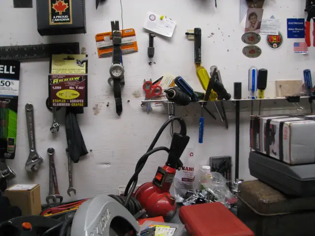 Various Workman Hand Tools in Hand Tools in Hamilton - Image 7