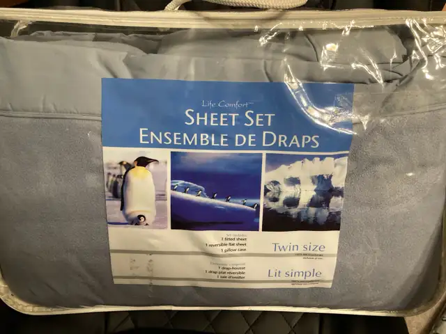 Fleece Sheet Set-Twin Size in Bedding in Lethbridge - Image 2