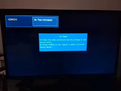 Good condition rarely used not sure if it's a smart TV or standard but it shoots 1080p at the least...