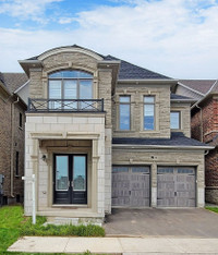 Distressed New Resale House in Oakville - Oakville