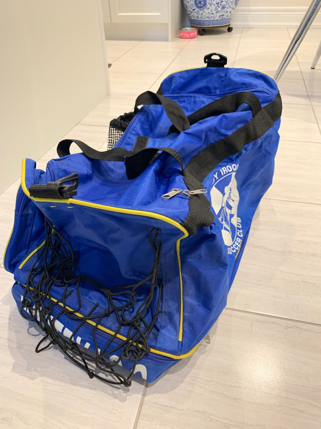 WISC Soccer/Gym Heavy Duty Bag in Exercise Equipment in Oshawa / Durham Region