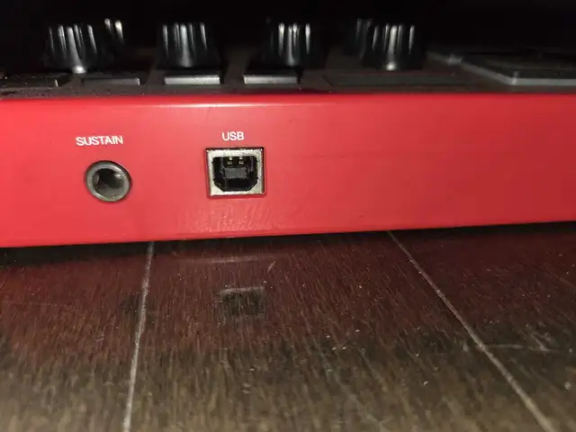 Clavier Akai MPK Mini Keyboard in Pianos & Keyboards in City of Montréal - Image 3