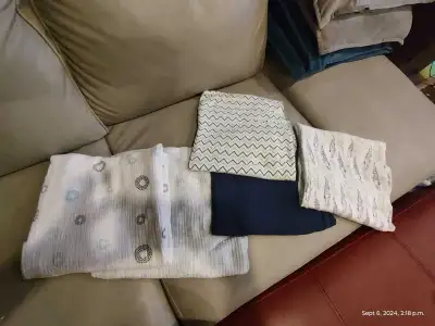 Muslin blankets x5, View more
