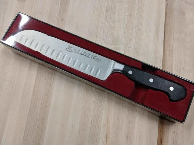 OMCAN - 8" SANTOKU KNIFE WITH FORGED G-EDGE BLADE - 17892 in Kitchen & Dining Wares in Burnaby/New Westminster - Image 2
