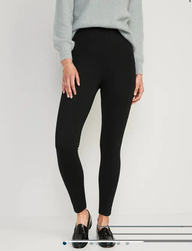 Old Navy Women’s Black Extra High-Waisted Stevie Skinny Ankle Pa in Women's - Bottoms in Oshawa / Durham Region - Image 4