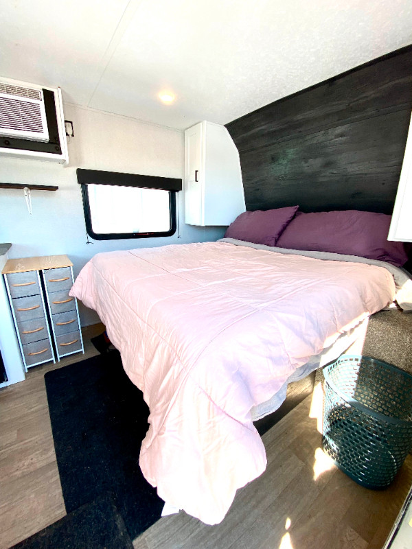 Cozy Camper for Rent in Alberta - Image 3