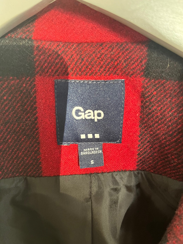 GAP Plaid Jacket in Women's - Tops & Outerwear in St. Albert - Image 4