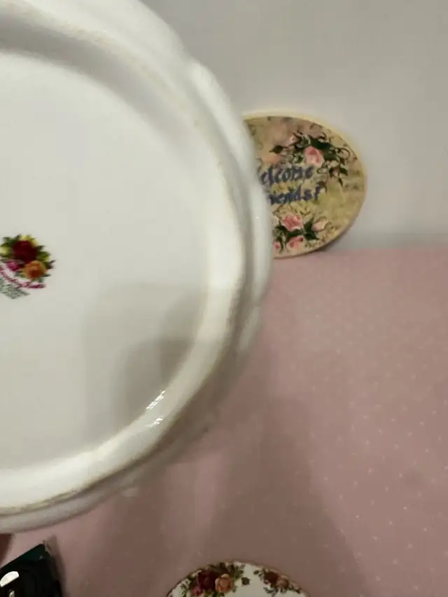 vegetable bowl with lid Old Country Roses Royal Albert 63295969553921123